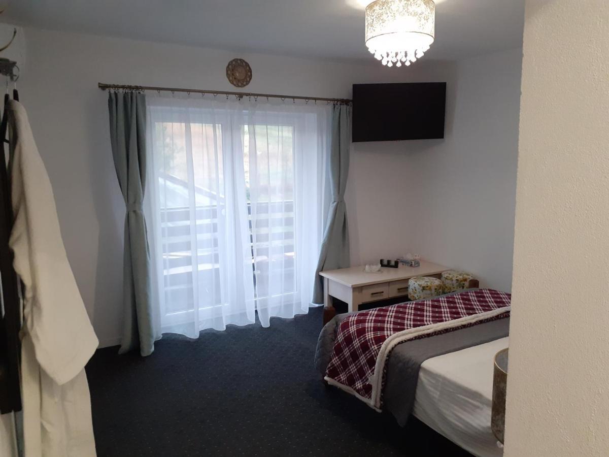 Hotel Salcia Tasnad Exteriér fotografie