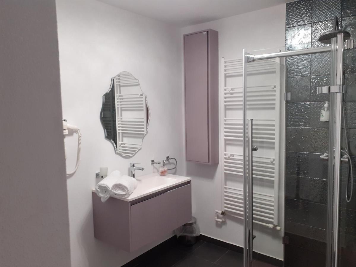 Hotel Salcia Tasnad Exteriér fotografie